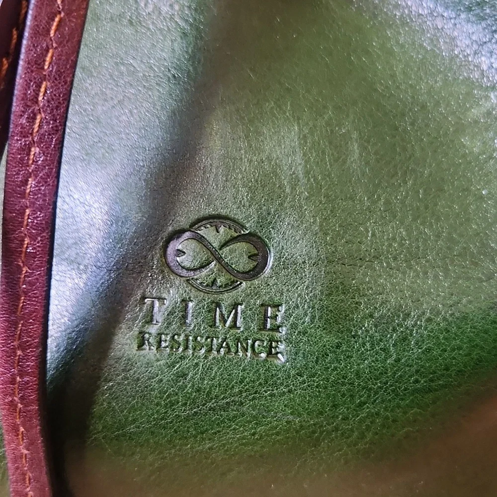 Time Resistance Green Leather Bucket Bag - Picture 6 of 15